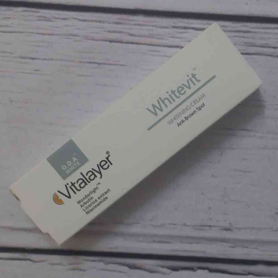 کرم روشن کننده و ضد لک ویتالایر وایت ویت
