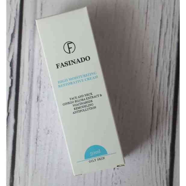 کرم مرطوب کننده مناسب پوست های چرب و مغذی پوست فسینادو